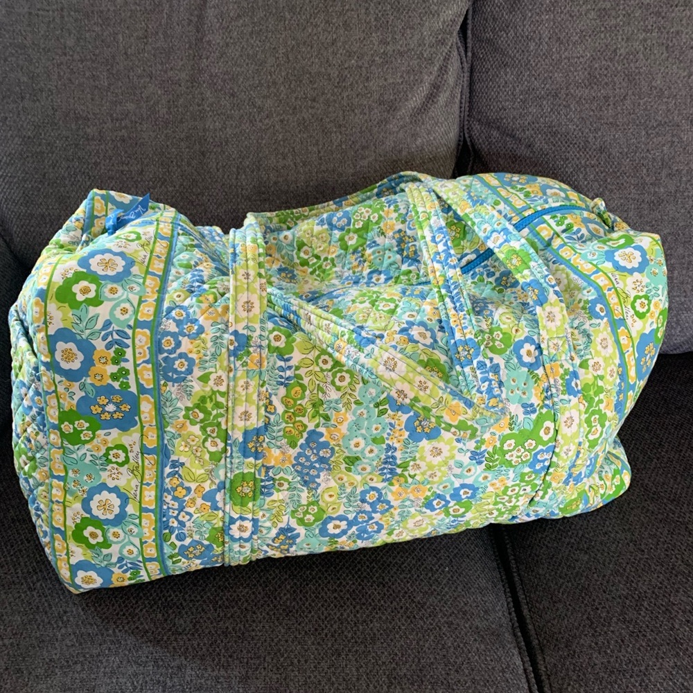 Vera Bradley large duffel